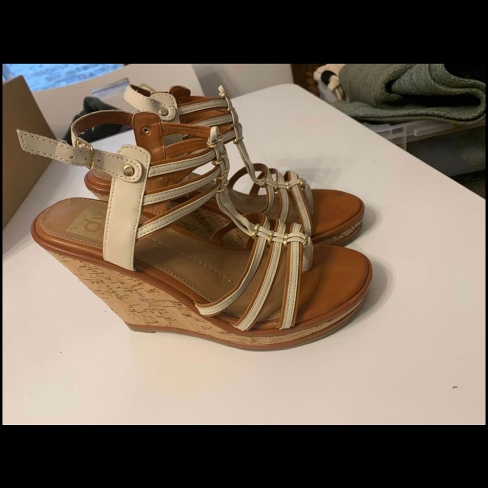 Dolce Vita Strappy White & Cork Wedges SZ 7.
